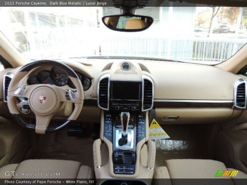 Dashboard of 2013 Cayenne 