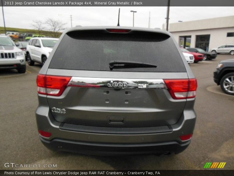 Mineral Gray Metallic / Black 2013 Jeep Grand Cherokee Laredo X Package 4x4