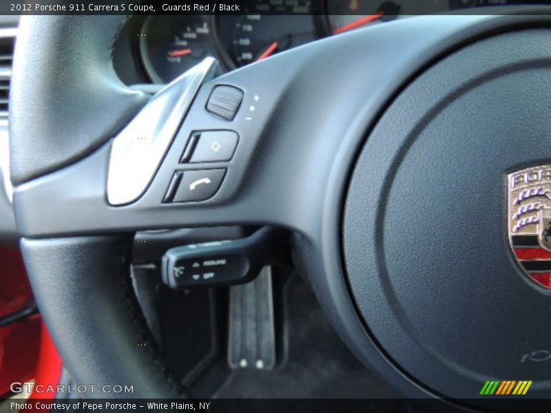 Controls of 2012 911 Carrera S Coupe