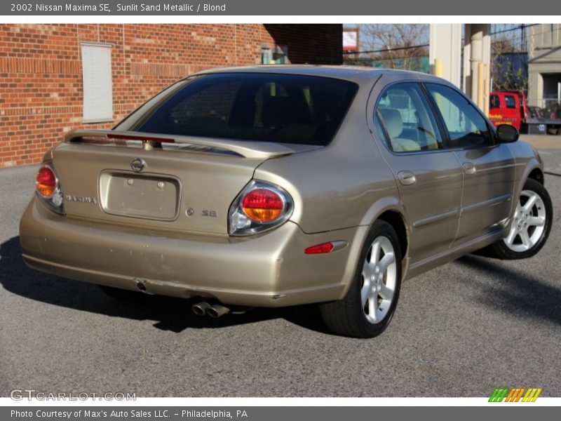 Sunlit Sand Metallic / Blond 2002 Nissan Maxima SE