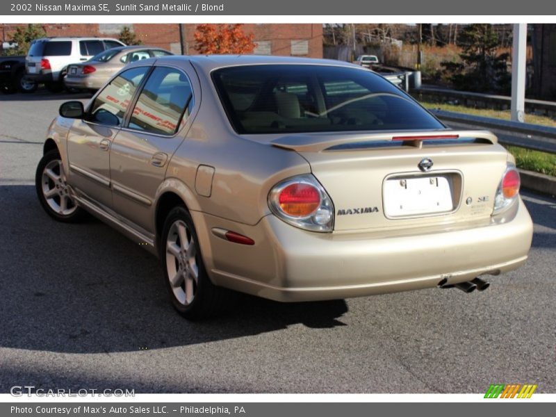 Sunlit Sand Metallic / Blond 2002 Nissan Maxima SE
