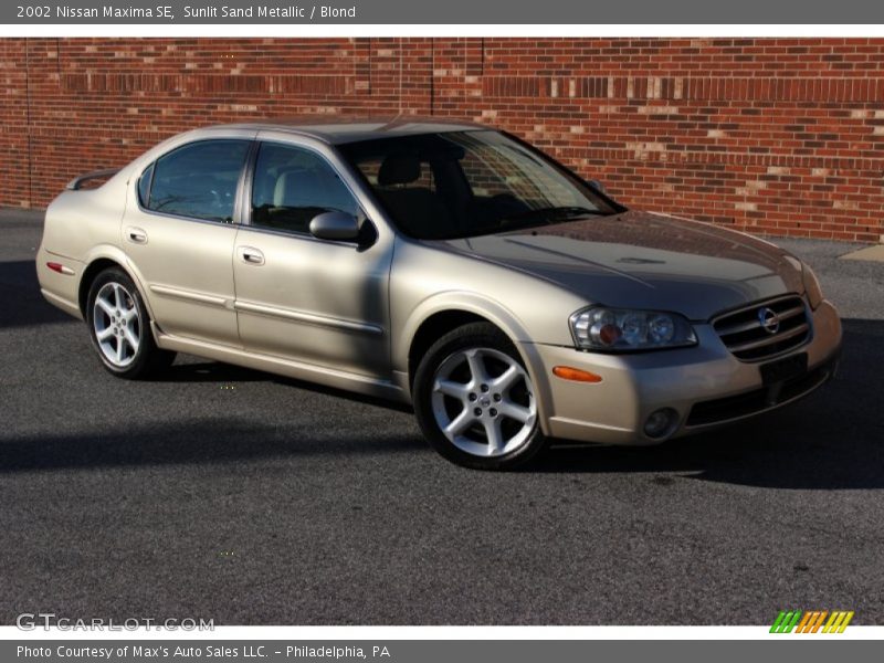 Sunlit Sand Metallic / Blond 2002 Nissan Maxima SE