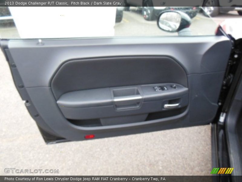 Pitch Black / Dark Slate Gray 2013 Dodge Challenger R/T Classic