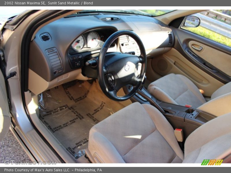Sunlit Sand Metallic / Blond 2002 Nissan Maxima SE