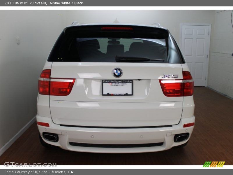 Alpine White / Black 2010 BMW X5 xDrive48i