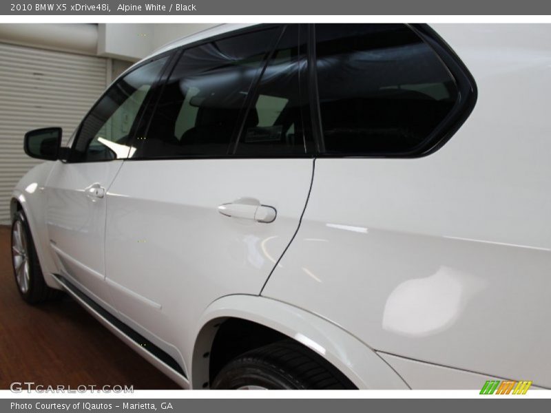 Alpine White / Black 2010 BMW X5 xDrive48i