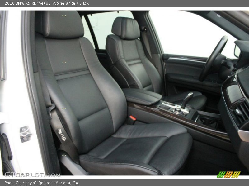 Alpine White / Black 2010 BMW X5 xDrive48i