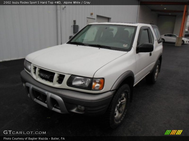 Alpine White / Gray 2002 Isuzu Rodeo Sport S Hard Top 4WD