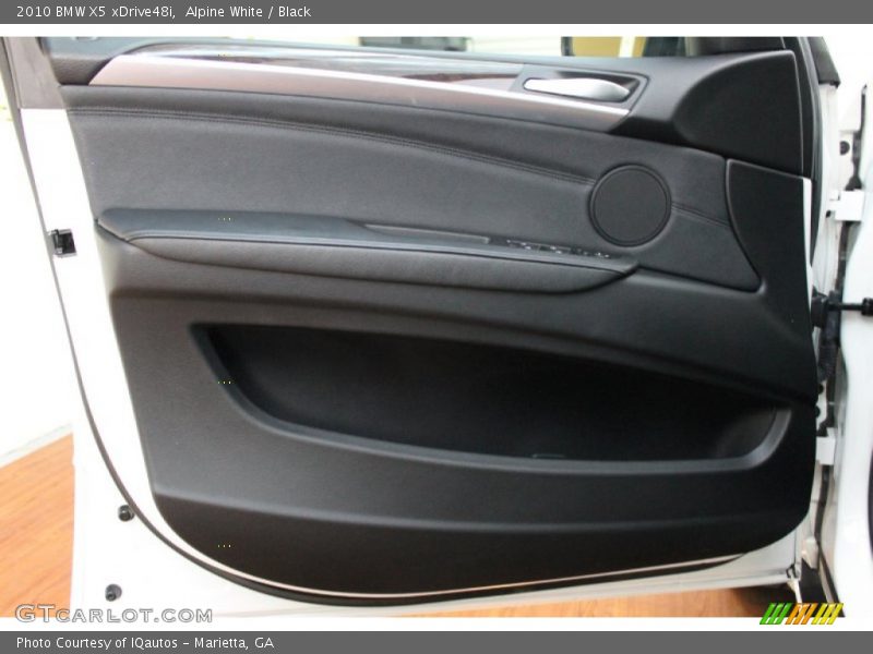 Alpine White / Black 2010 BMW X5 xDrive48i