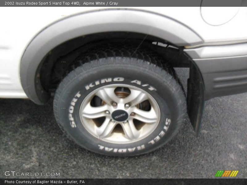 Alpine White / Gray 2002 Isuzu Rodeo Sport S Hard Top 4WD