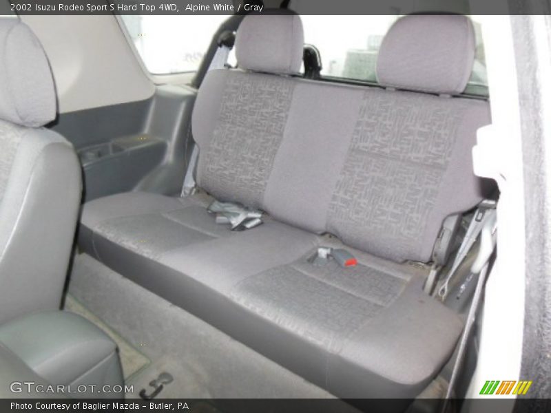 Rear Seat of 2002 Rodeo Sport S Hard Top 4WD