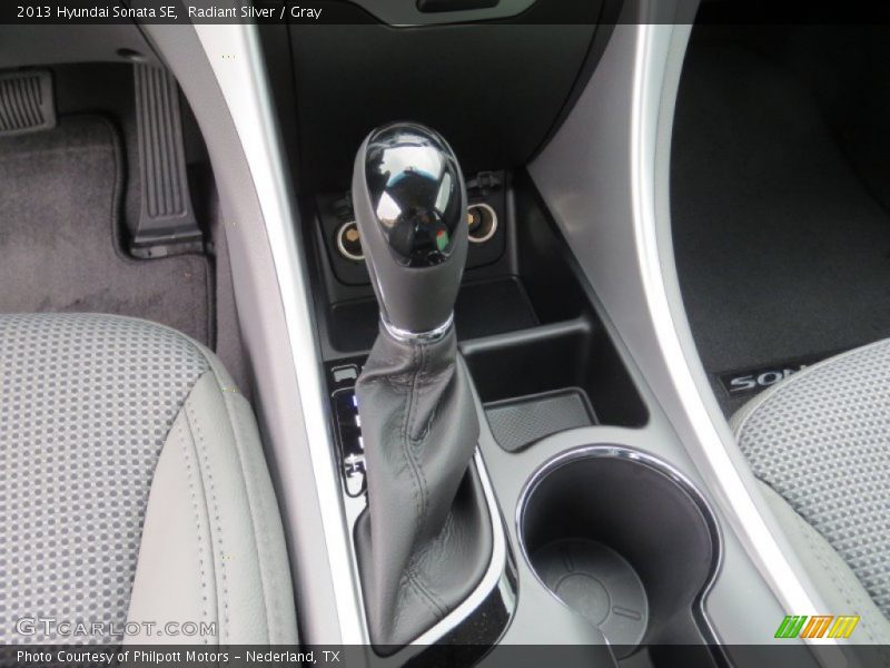 Radiant Silver / Gray 2013 Hyundai Sonata SE