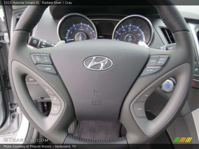 Radiant Silver / Gray 2013 Hyundai Sonata SE