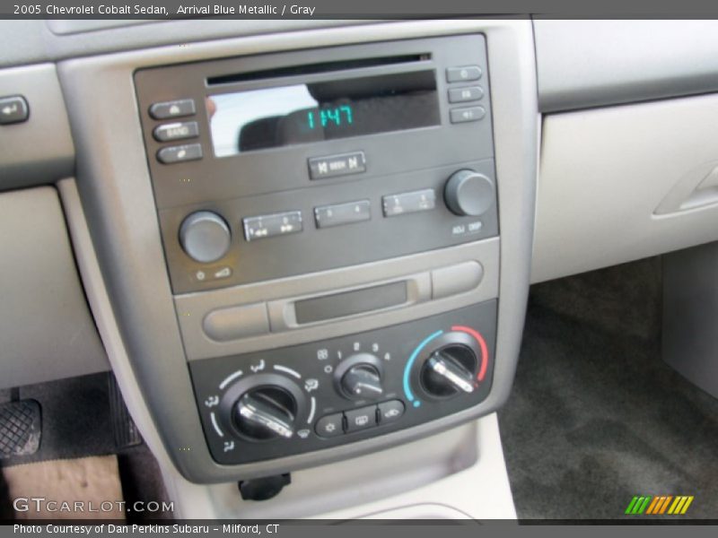 Controls of 2005 Cobalt Sedan