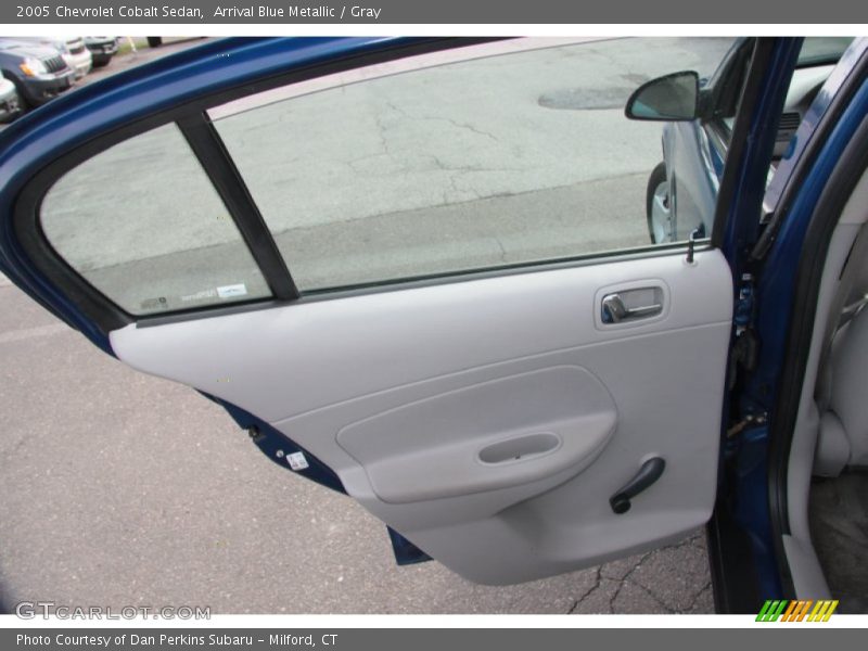 Arrival Blue Metallic / Gray 2005 Chevrolet Cobalt Sedan