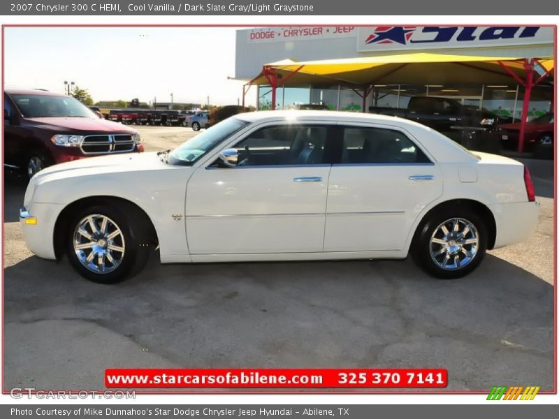 Cool Vanilla / Dark Slate Gray/Light Graystone 2007 Chrysler 300 C HEMI