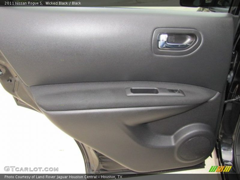 Wicked Black / Black 2011 Nissan Rogue S