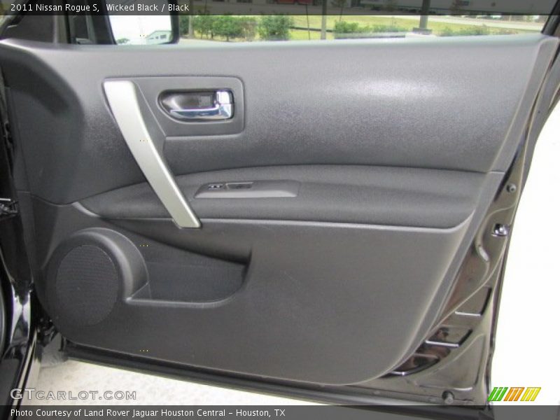 Wicked Black / Black 2011 Nissan Rogue S