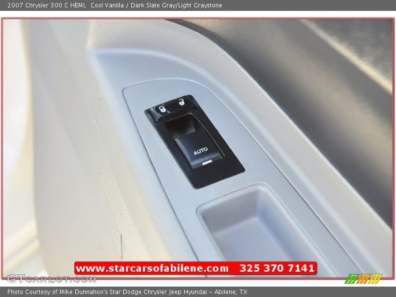Cool Vanilla / Dark Slate Gray/Light Graystone 2007 Chrysler 300 C HEMI
