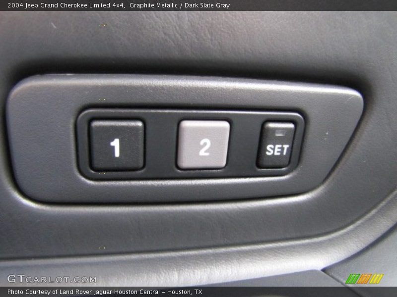 Controls of 2004 Grand Cherokee Limited 4x4