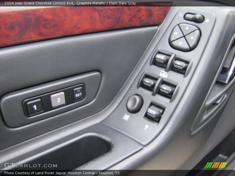 Controls of 2004 Grand Cherokee Limited 4x4