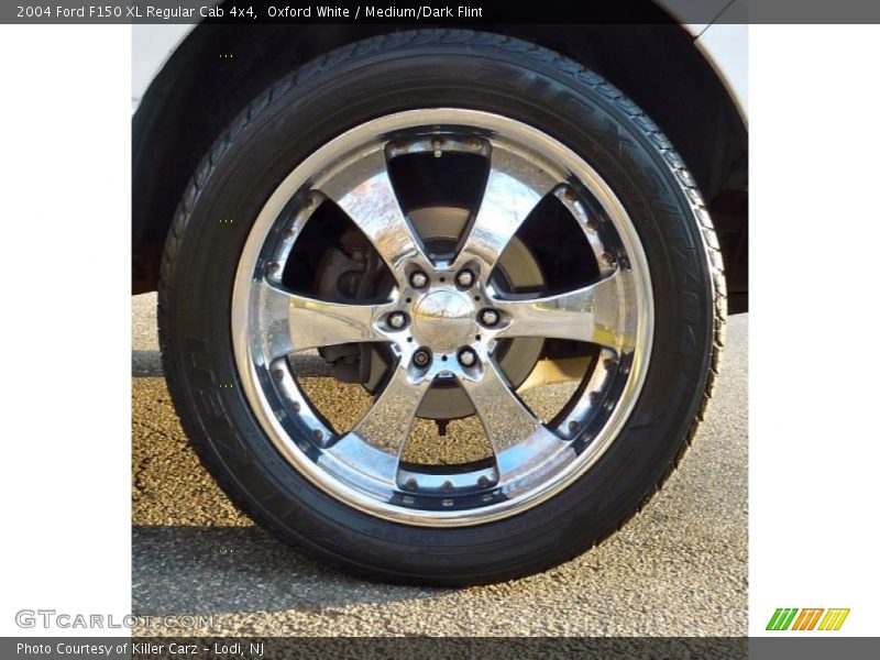 Oxford White / Medium/Dark Flint 2004 Ford F150 XL Regular Cab 4x4