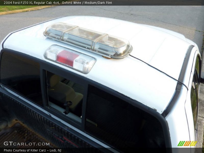Oxford White / Medium/Dark Flint 2004 Ford F150 XL Regular Cab 4x4