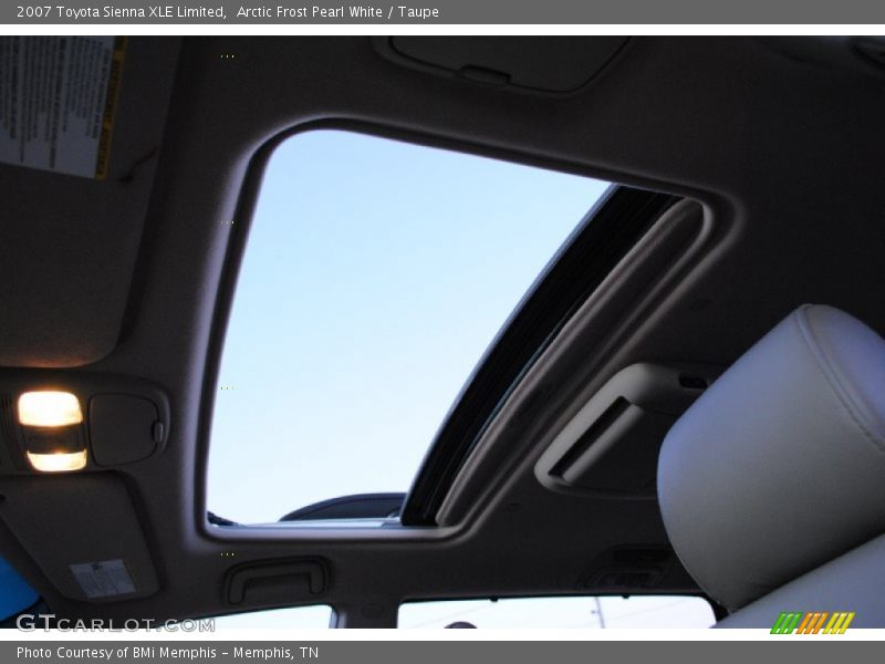 Arctic Frost Pearl White / Taupe 2007 Toyota Sienna XLE Limited