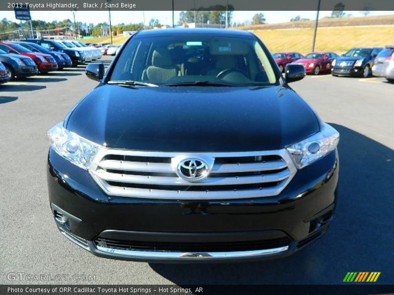 Black / Sand Beige 2013 Toyota Highlander