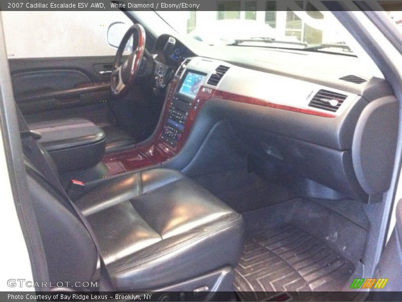 White Diamond / Ebony/Ebony 2007 Cadillac Escalade ESV AWD