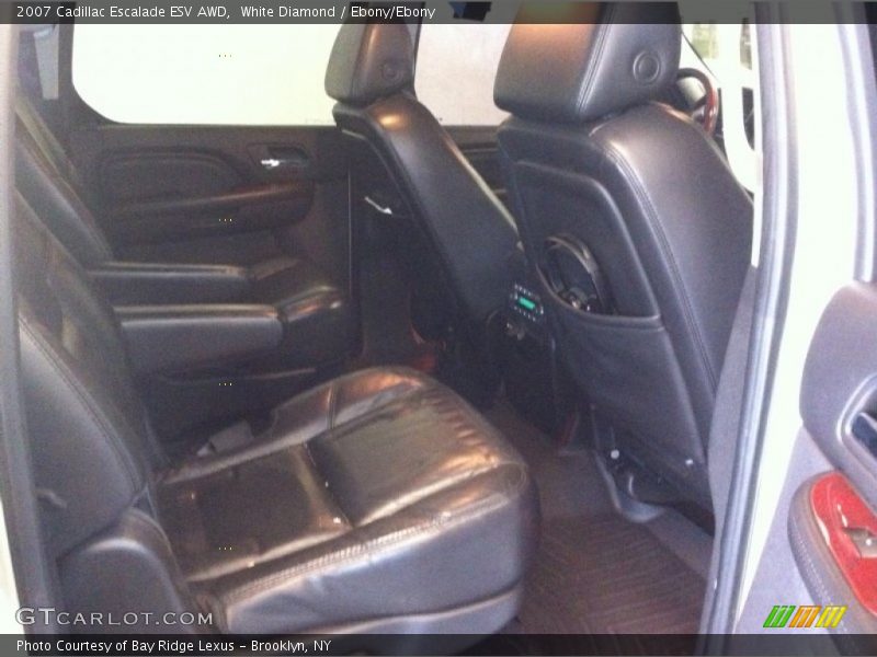 White Diamond / Ebony/Ebony 2007 Cadillac Escalade ESV AWD