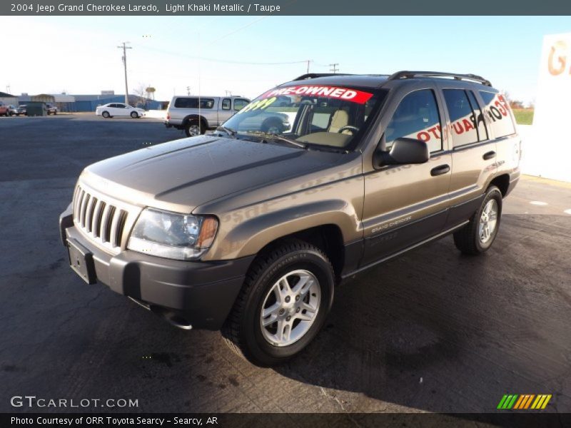 Light Khaki Metallic / Taupe 2004 Jeep Grand Cherokee Laredo