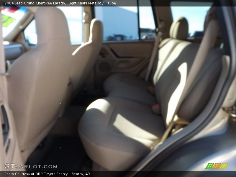 Light Khaki Metallic / Taupe 2004 Jeep Grand Cherokee Laredo