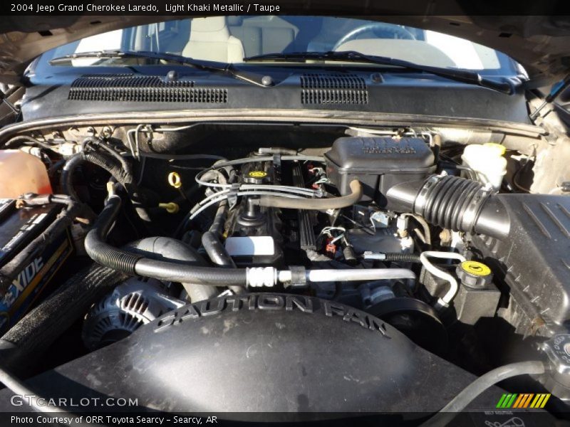 Light Khaki Metallic / Taupe 2004 Jeep Grand Cherokee Laredo
