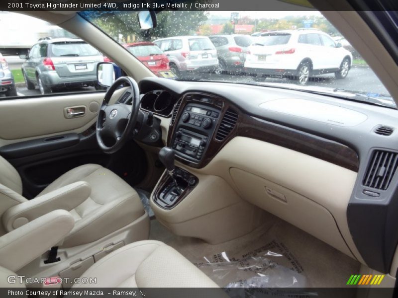 Indigo Ink Blue Metallic / Charcoal 2001 Toyota Highlander Limited 4WD