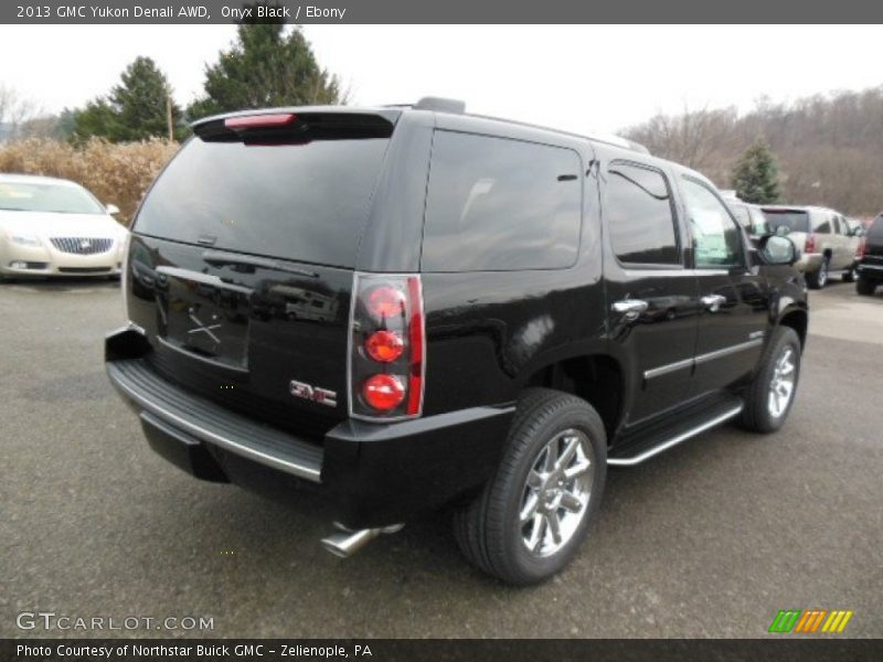 Onyx Black / Ebony 2013 GMC Yukon Denali AWD