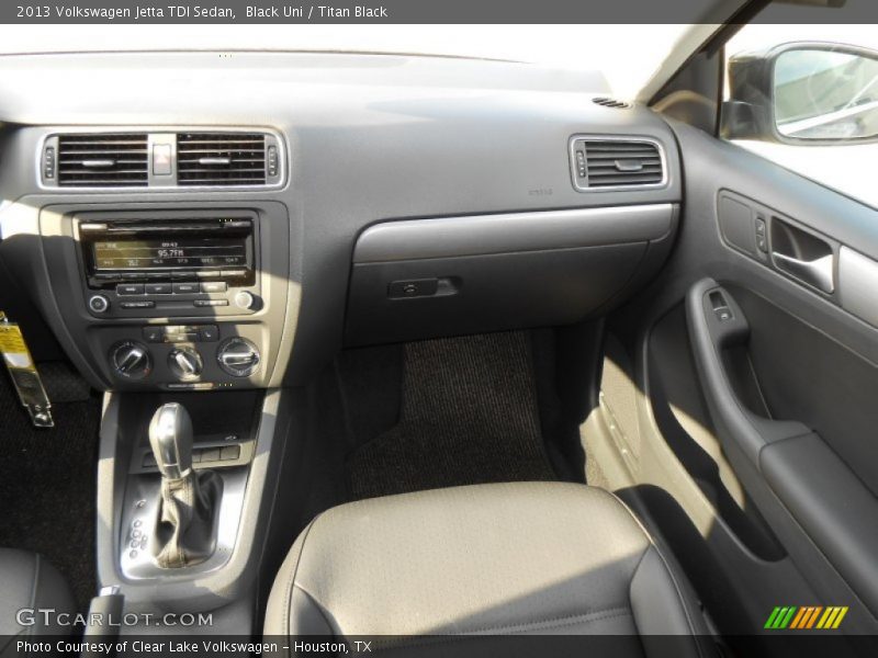 Black Uni / Titan Black 2013 Volkswagen Jetta TDI Sedan