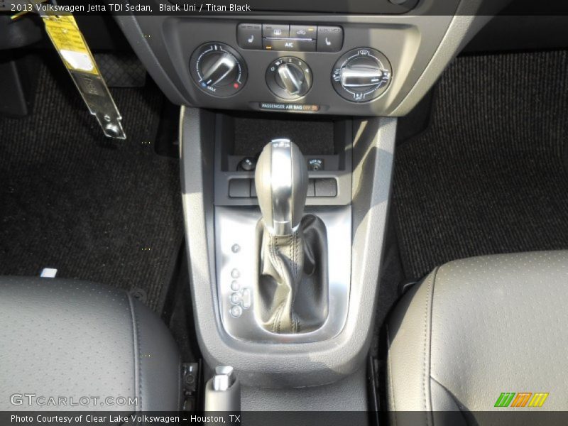 Black Uni / Titan Black 2013 Volkswagen Jetta TDI Sedan