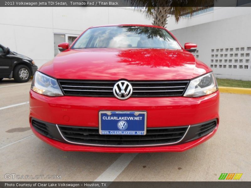 Tornado Red / Titan Black 2013 Volkswagen Jetta TDI Sedan