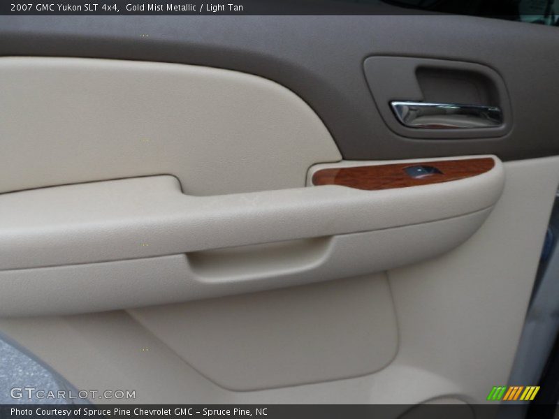Gold Mist Metallic / Light Tan 2007 GMC Yukon SLT 4x4