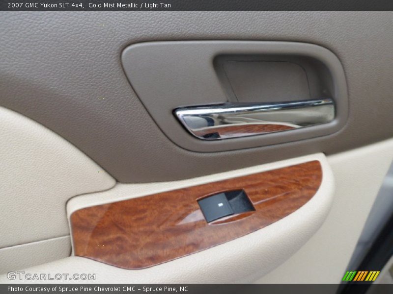 Gold Mist Metallic / Light Tan 2007 GMC Yukon SLT 4x4