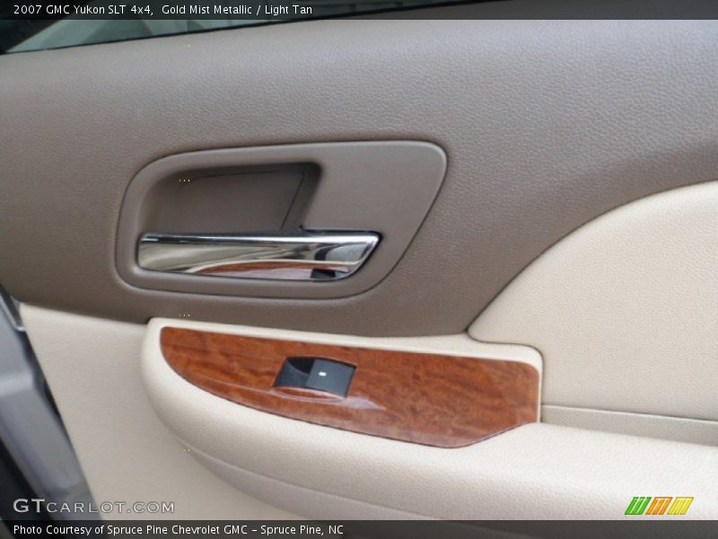 Gold Mist Metallic / Light Tan 2007 GMC Yukon SLT 4x4