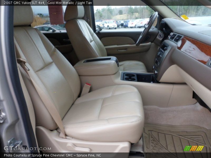 Gold Mist Metallic / Light Tan 2007 GMC Yukon SLT 4x4