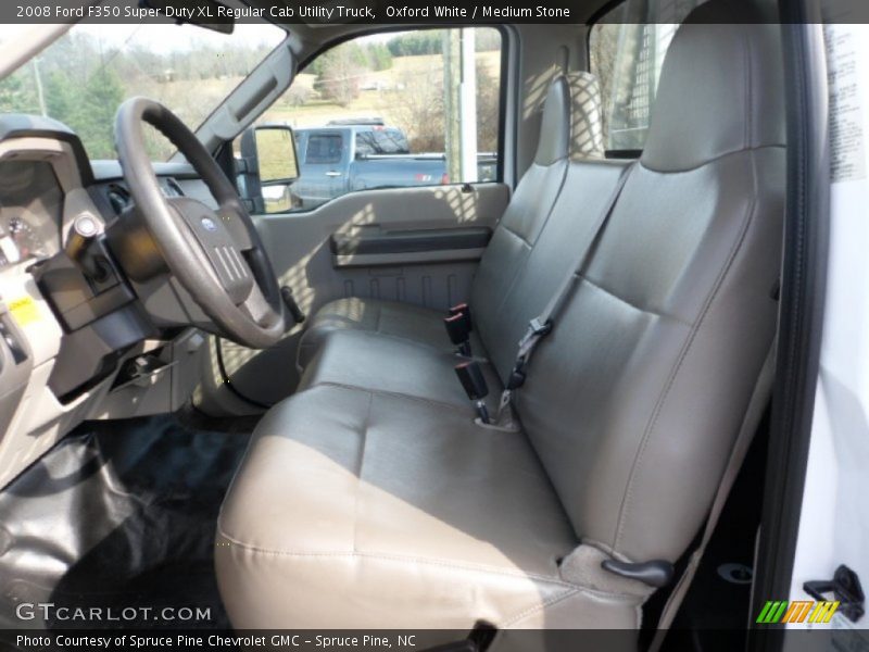 Oxford White / Medium Stone 2008 Ford F350 Super Duty XL Regular Cab Utility Truck