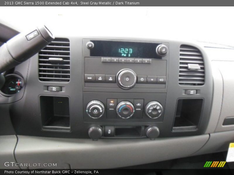 Controls of 2013 Sierra 1500 Extended Cab 4x4