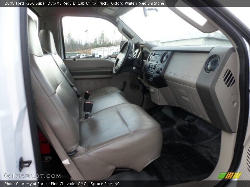 Oxford White / Medium Stone 2008 Ford F350 Super Duty XL Regular Cab Utility Truck