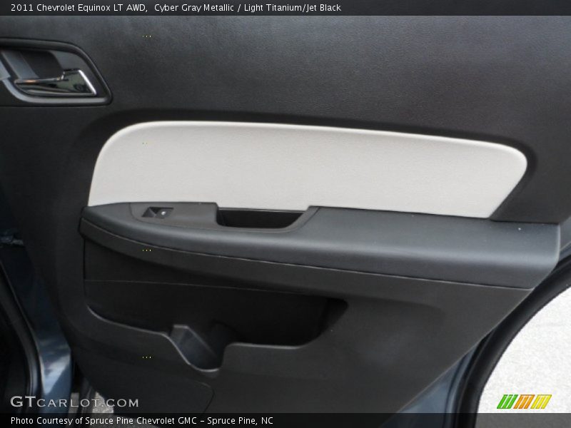 Cyber Gray Metallic / Light Titanium/Jet Black 2011 Chevrolet Equinox LT AWD