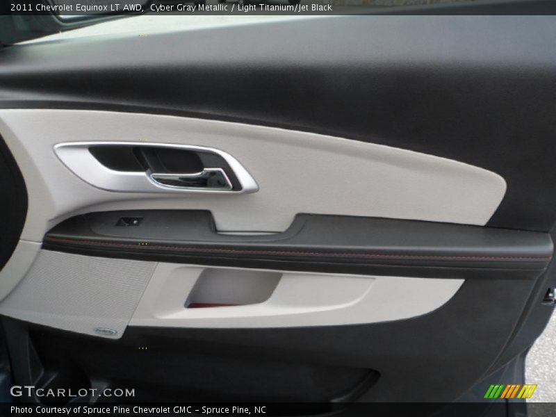 Cyber Gray Metallic / Light Titanium/Jet Black 2011 Chevrolet Equinox LT AWD