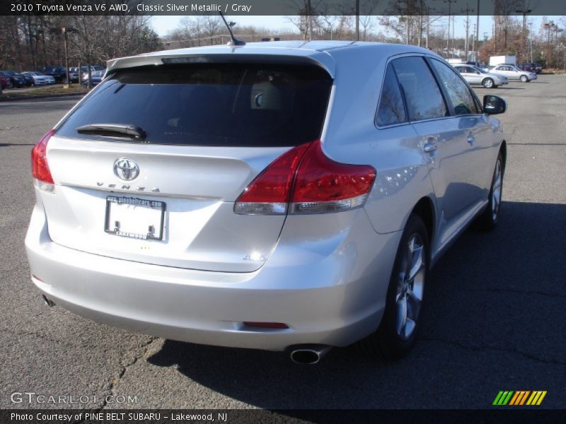 Classic Silver Metallic / Gray 2010 Toyota Venza V6 AWD