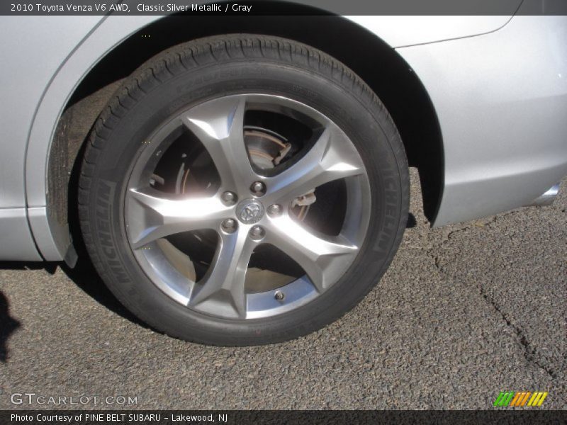 Classic Silver Metallic / Gray 2010 Toyota Venza V6 AWD